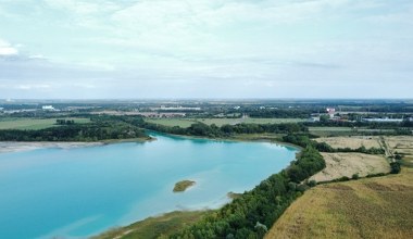 Jeziora, których nigdy nie skuwa lód. Przykłady ze świata i z Polski