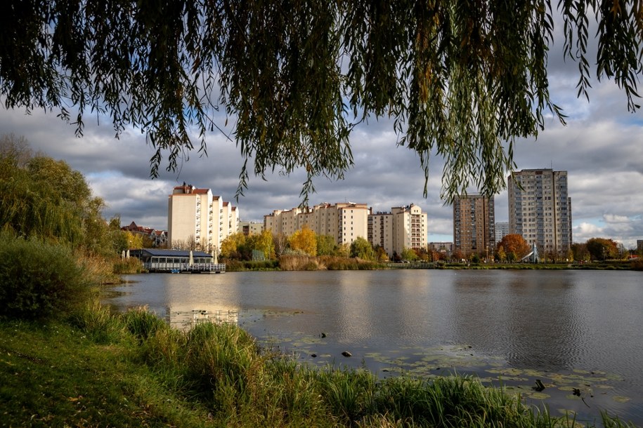 Jeziorko Balaton na warszawskim Gocławiu (zdjęcie z listopada 2023 r.)