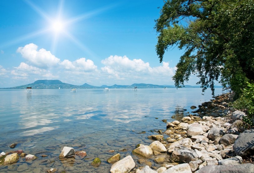 Jezioro Balaton często nazywane jest "węgierskim morzem" /123RF/PICSEL