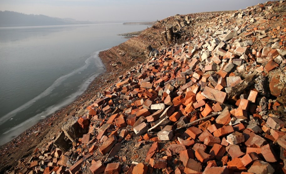 Pudła pełne kości. Makabryczne odkrycie w skansenie