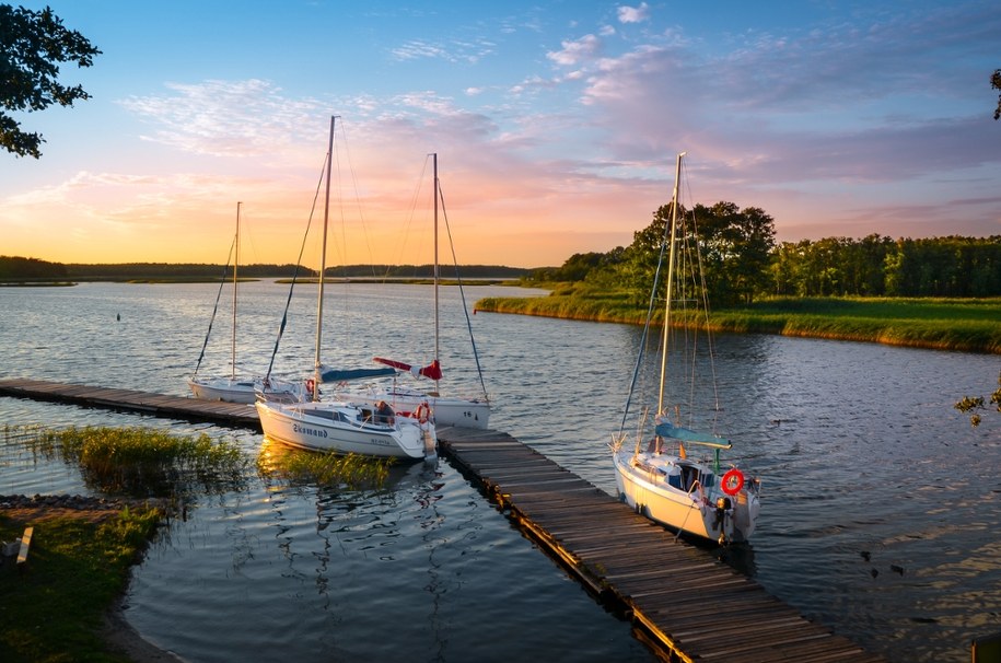 Jezioro Kirsajty na Mazurach, które "zagrało" Nil w filmie "Faraon" /Shutterstock