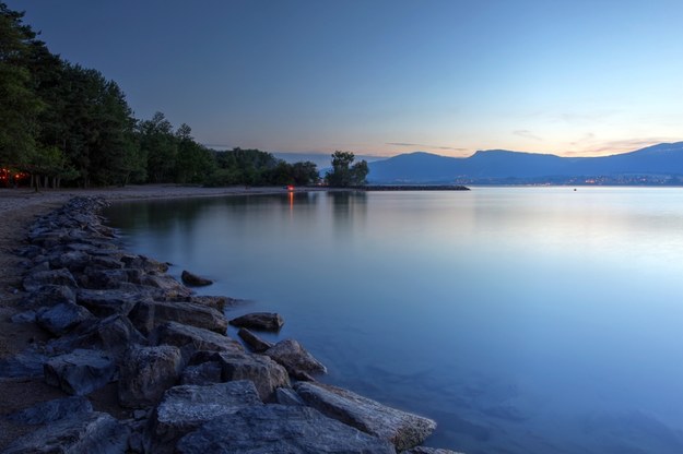 Jezioro Neuchâtel /Shutterstock