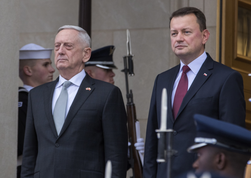Jim Mattis i Mariusz Błaszczak /ERIK S. LESSER /PAP/EPA