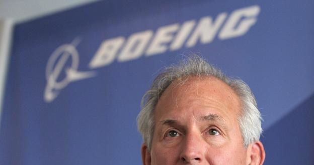 Jim McNerney, prezes Boeinga, przed odszkodowaniami nie ucieknie... /AFP