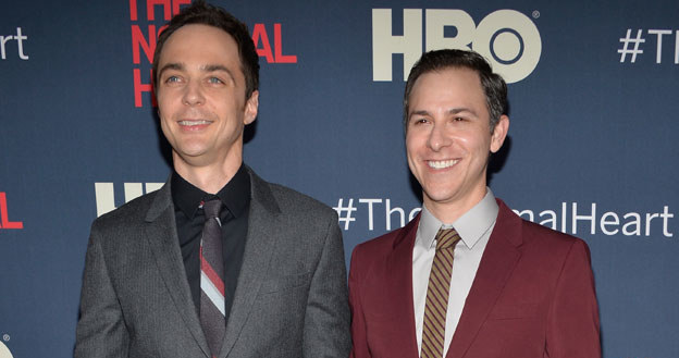 Jim Parsons i Todd Spiewak /John Lamparski /Getty Images