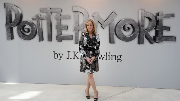 JK Rowling zapowiada jeszcze "więcej Pottera" /AFP