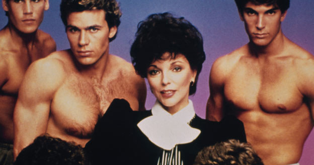 Joan Collins /AKPA