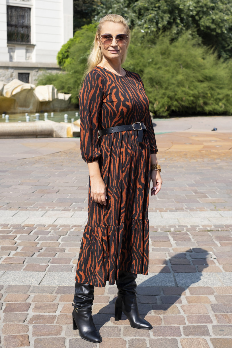 Joanna Brodzik w sukience w zwierzęcy print /AKPA