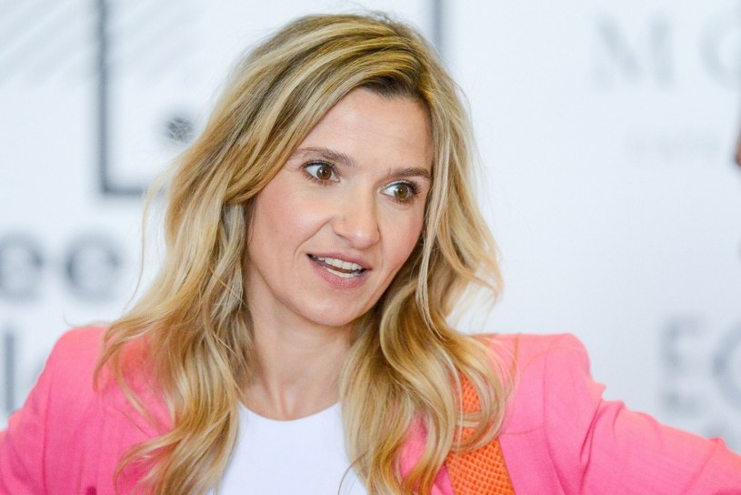 Joanna Koroniewska odpowiada na docinki internautów. „Suchar pozdrawia z wakacji"