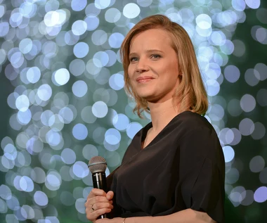Joanna Kulig w wyjątkowym projekcie. Zaśpiewała "Piosenka jest dobra na wszystko" Kabaretu Starszych Panów 