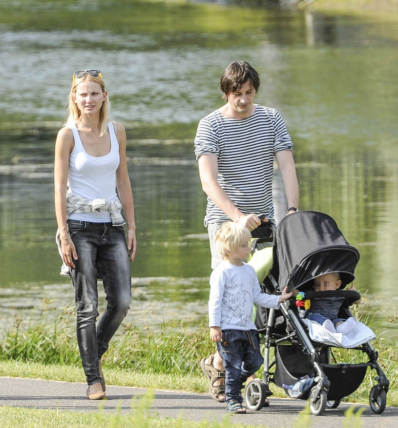 Joanna Moro z mężem Mirkiem i synami /Foto IP