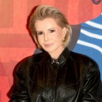 Joanna Racewicz w promieniach majowego słońca. Jej stylizacja zrobiła furorę w sieci