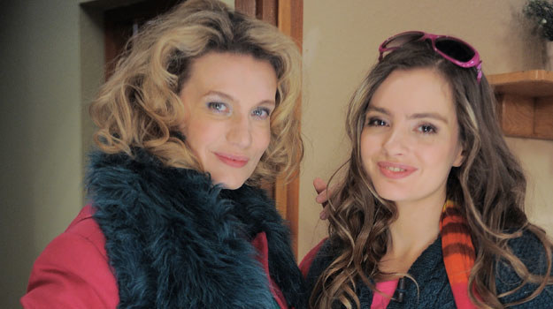 Joanna Trzepiecińska w roli Betty, matki Nicole (Maria Niklińska) /Agencja W. Impact