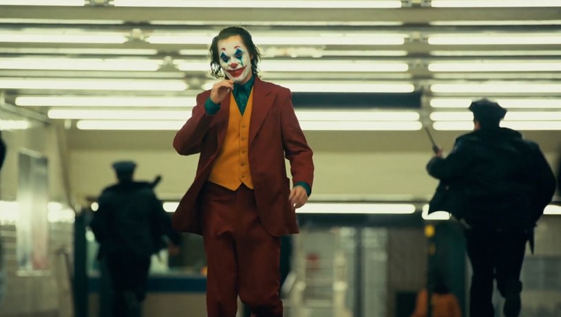 Joaquin Phoenix jako "Joker" /Ferrari Press Agency/Warner Bros /East News