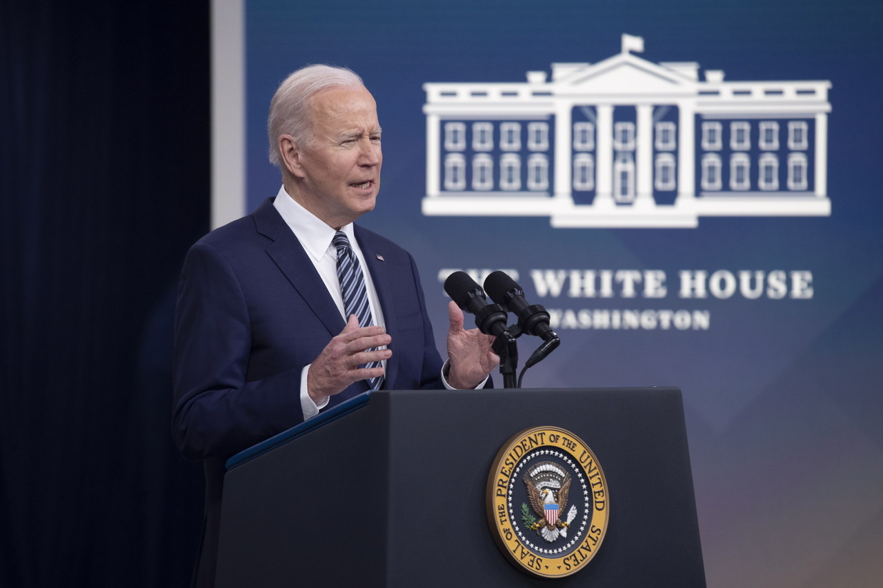 Joe Biden: Ogłaszam największy plan uwolnienia rezerw ropy naftowej w historii