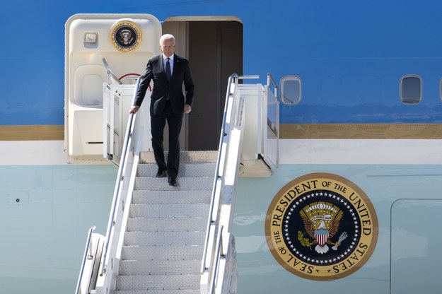 Joe Biden po przylocie do Genewy /MARTIAL TREZZINI /PAP/EPA
