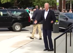 Joe Biden po upadku na rowerze. "Czuję się dobrze"