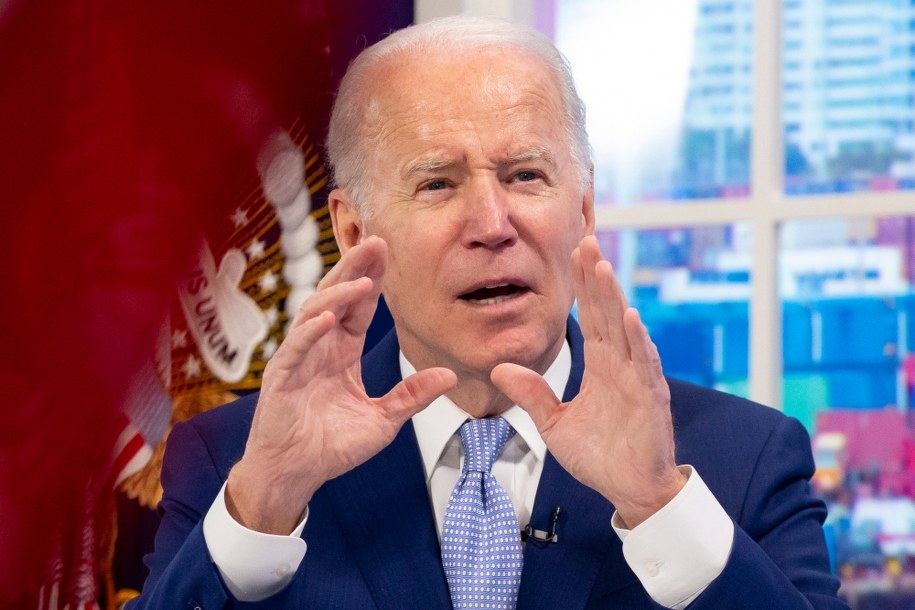 Joe Biden podczas konferencji w Waszyngtonie /MICHAEL REYNOLDS / POOL /PAP/EPA