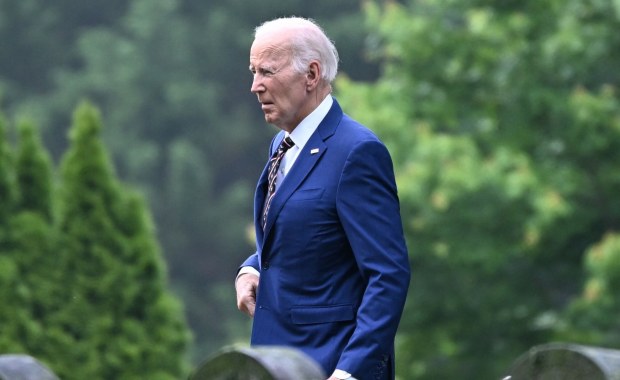 Joe Biden przechodzi radioterapię. "Bardzo agresywna postać raka"