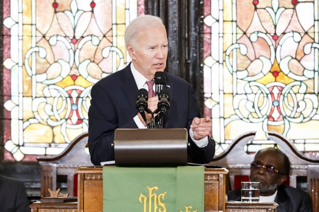 Joe Biden w kościele w Charleston. /ERIK S. LESSER /PAP/EPA