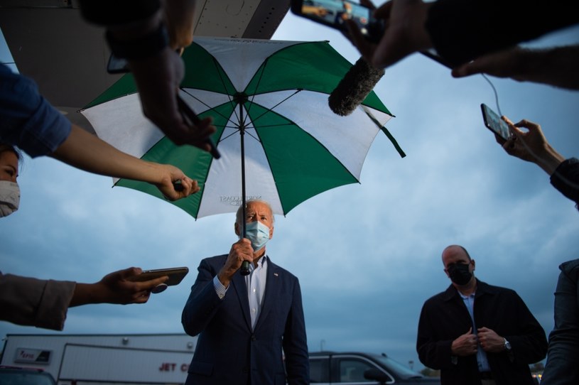 Joe Biden in an interview with journalists / AFP