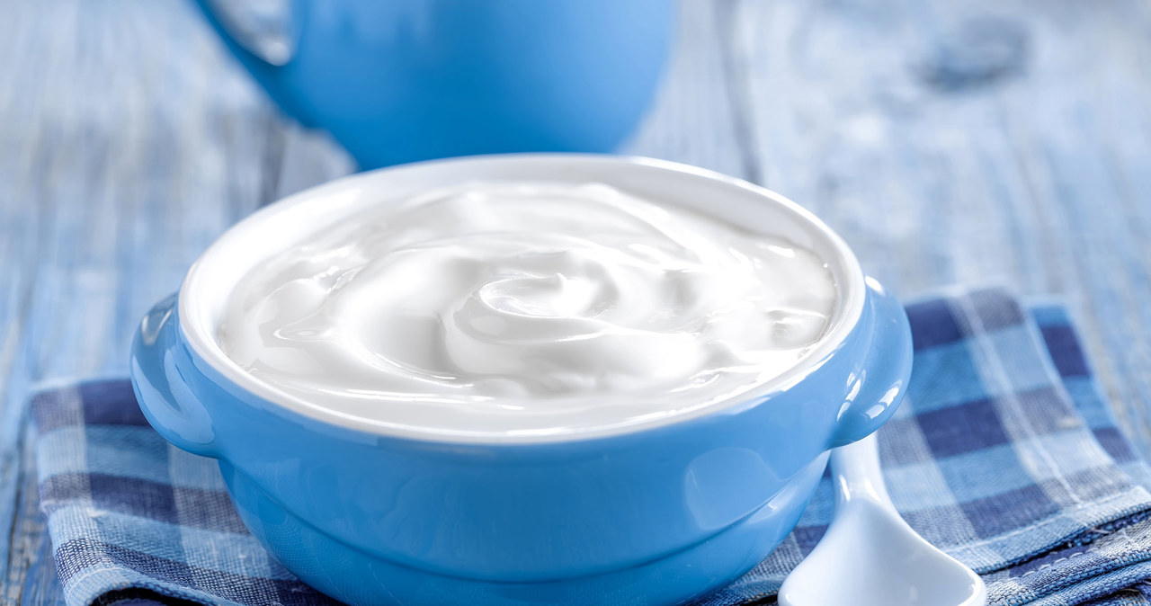 Jogurt jest wyjątkowo cenny /123RF/PICSEL