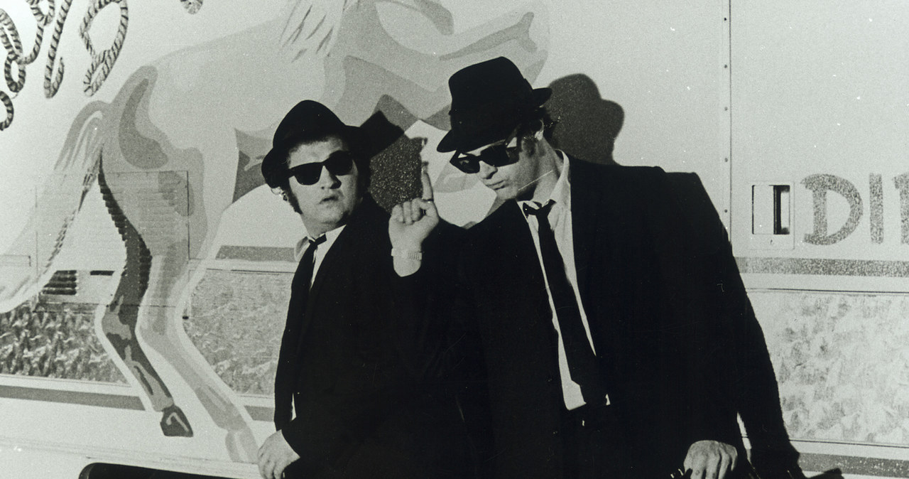 John Belushi z Danem Aykroydem stworzyli niezapomnianych "Blues Brothers" /AKPA