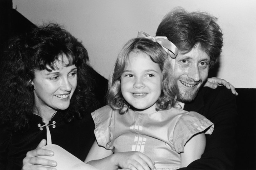 John D. Barrymore z żoną i córką Drew /Getty Images