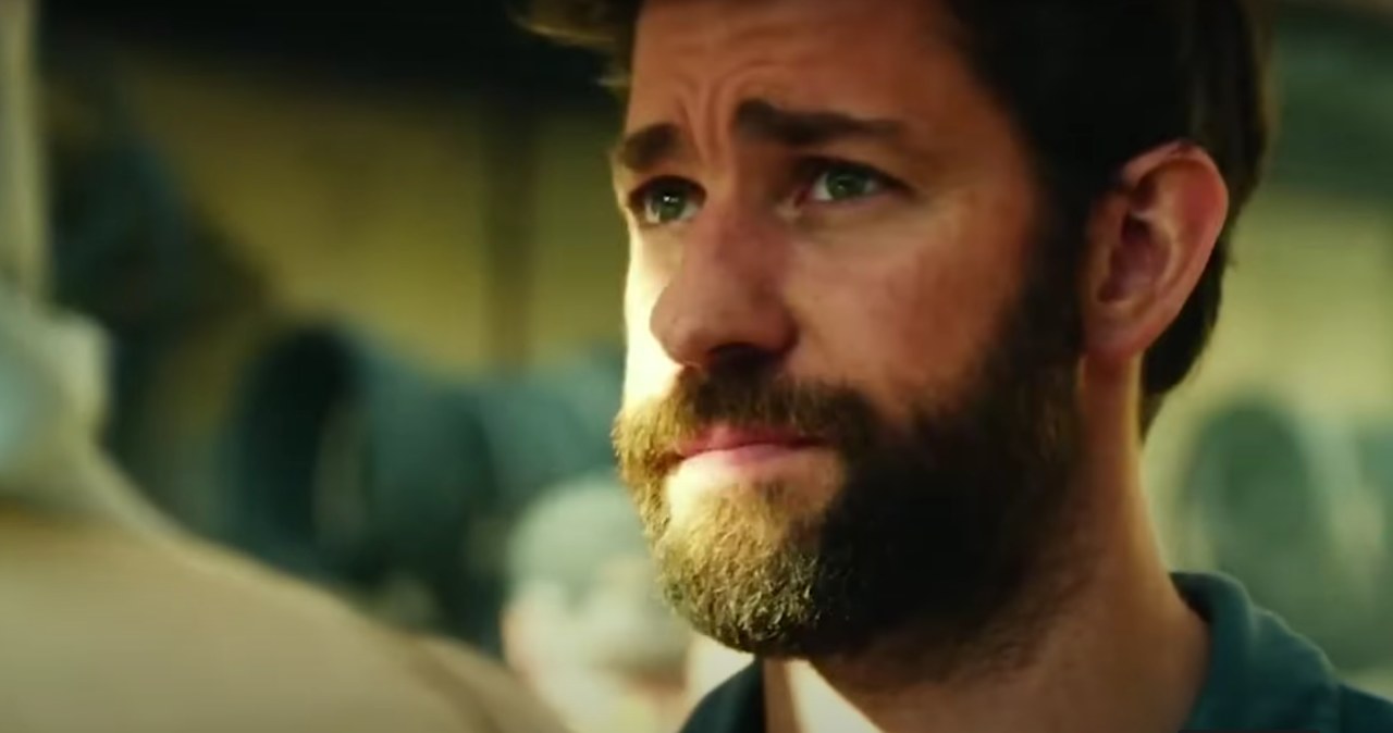 John Krasinski. Kadr ze zwiastuna "13 godzin: Tajna misja w Benghazi" /YouTube.com