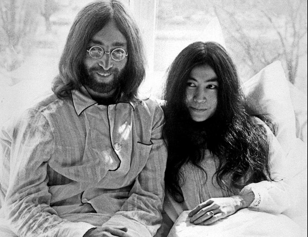 John Lennon i Yoko Ono /- /PAP/EPA