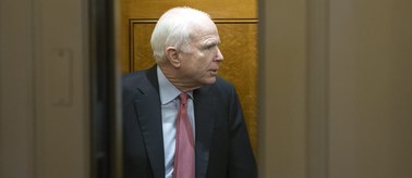 John McCain: Rosjanie uderzyli w syryjskich rebeliantów, których szkoli i zbroi CIA