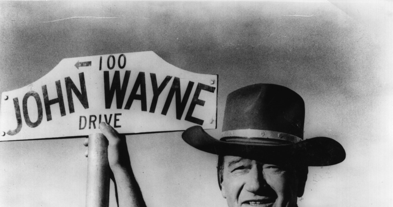 John Wayne, wzorcowy bohater westernów, zagrał w 157 filmach, z tego w 142 główne role /Getty Images