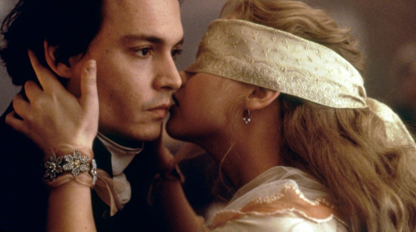Johnny Depp i Christina Ricci w filmie "Jeździec bez głowy" /materiały prasowe