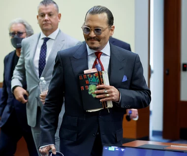 Johnny Depp podczas rozprawy sądowej narysował portret... swojego prawnika