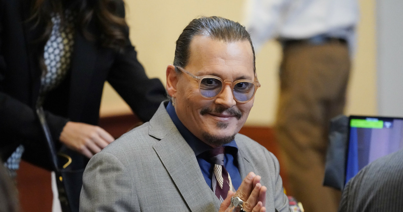 Johnny Depp podczas rozprawy sądowej /AP/Associated Press/East News /East News