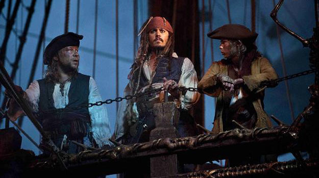 Johnny Depp wskoczył na pierwsze miejsce box office'u /materiały dystrybutora