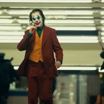 "Joker": Twórcy krytykowani za wykorzystanie piosenki Gary'ego Glittera 