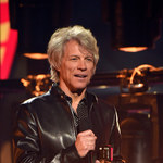 Jon Bon Jovi i Bryan Adams zakażeni koronawirusem. Odwołali koncerty w ostatniej chwili