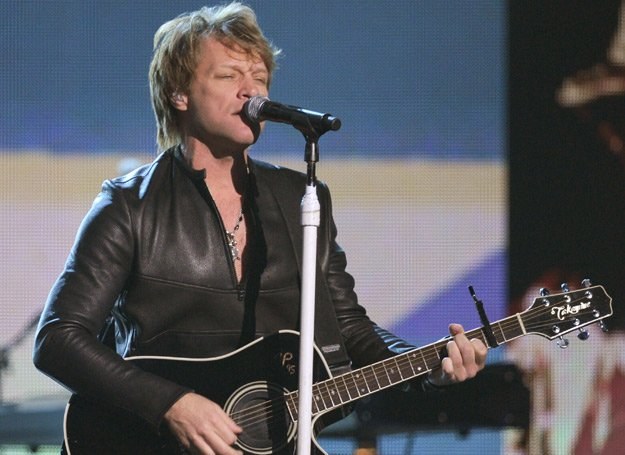 Jon Bon Jovi śpiewa o bohaterach codzienności - fot. Kevin Winter /Getty Images/Flash Press Media