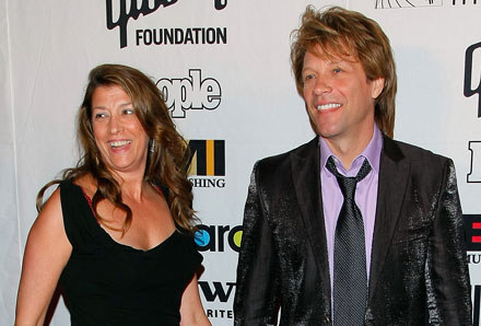 Jon Bon Jovi z żoną fot. Jemal Countess /Getty Images/Flash Press Media