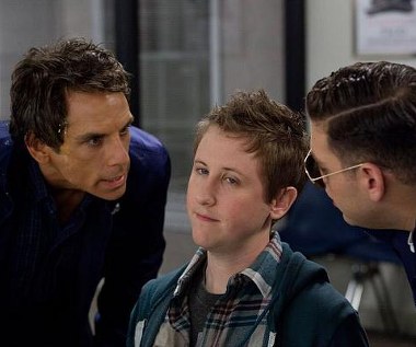 Jonah Hill i Ben Stiller w filmie "Straż sąsiedzka"
