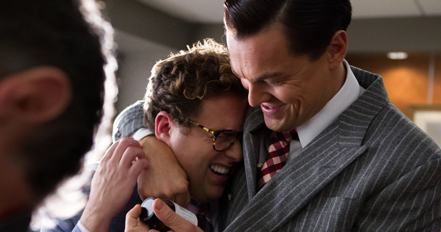 Jonah Hill i Leonardo DiCaprio w filmie "Wilk z Wall Street" /materiały dystrybutora