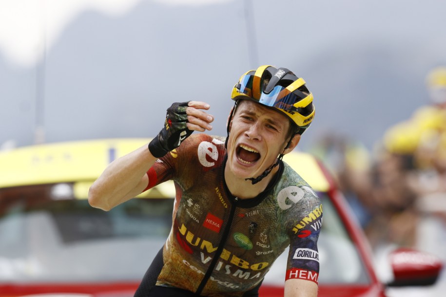 Jonas Vingegaard /GUILLAUME HORCAJUELO  /PAP/EPA