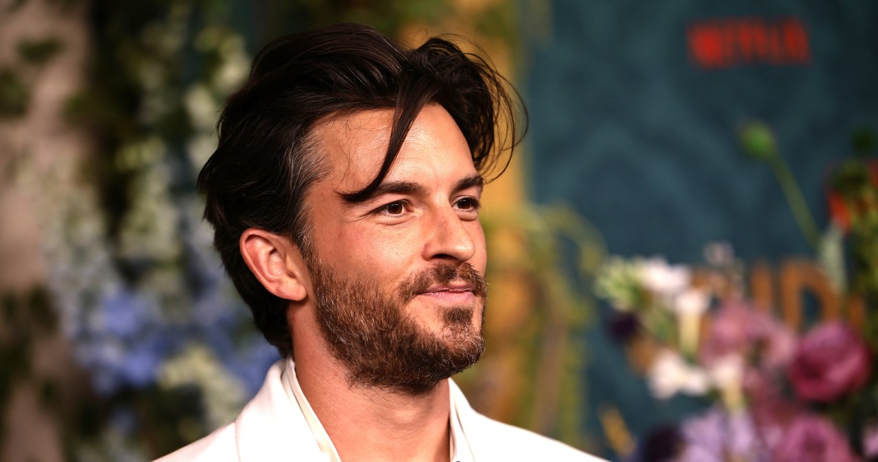 Jonathan Bailey /Dimitrios Kambouris/Getty Images for Netflix /Getty Images