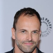 Jonny Lee Miller