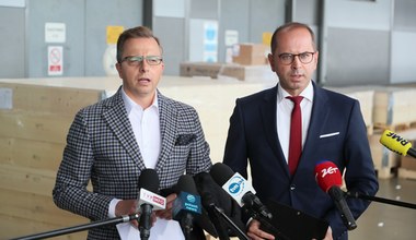 Joński i Szczerba: Ministerstwo nie odzyskało pieniędzy za respiratory