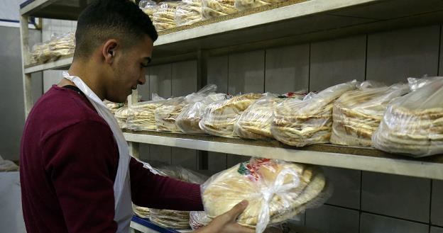 Jordania nie będzie dopłacała do zakupów chleba /AFP