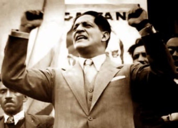 Jorge Eliécer Gaitán, którego śmierć 9 kwietnia 1948 roku rozpętała trwające do dziś walki /Getty Images/Flash Press Media
