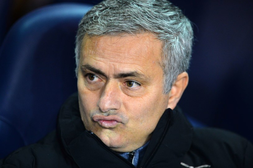 Jose Mourinho zaskoczony po trafieniu na 1-1. /AFP