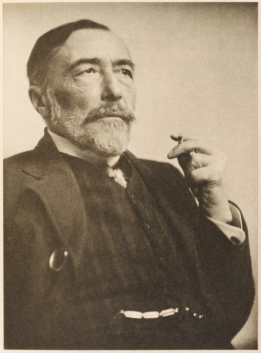 Joseph Conrad /PAP/Photoshot /PAP/EPA